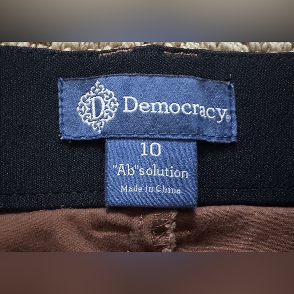 Democracy Brown Cargo Pants - Picture 7 of 9